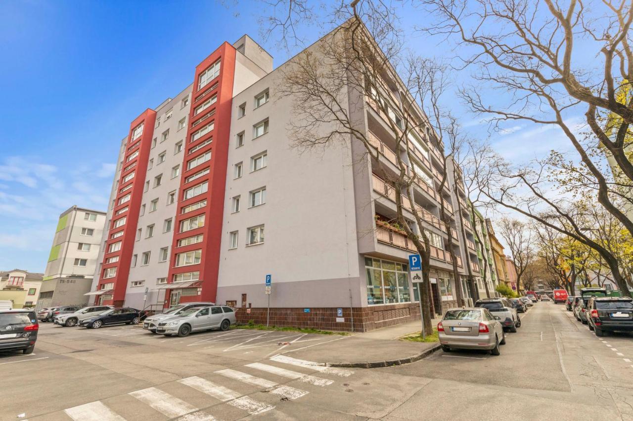 Lam Concrete - Ac - Balcony Lägenhet Bratislava Exteriör bild