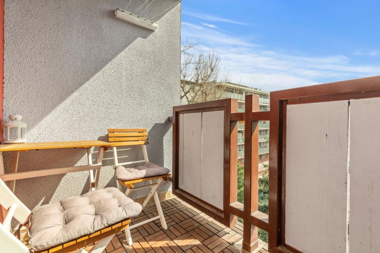 Lam Concrete - Ac - Balcony Lägenhet Bratislava Exteriör bild